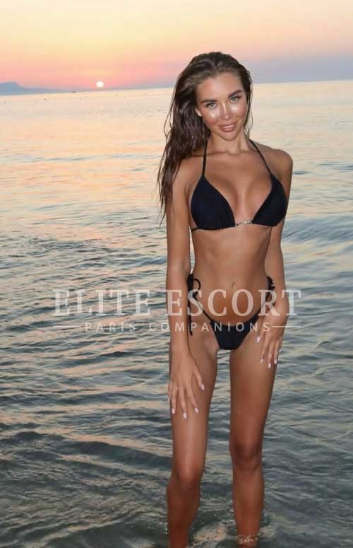 Incall service in Paris, Paris escort girls, Incall service in Paris, Escort servise paris, brunette escort paris, teen escorts Paris